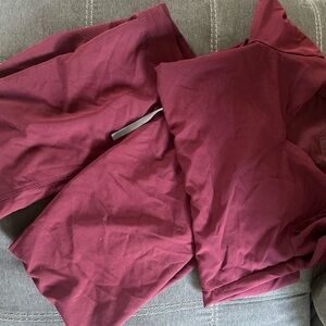 Burgundy figs scrubs set